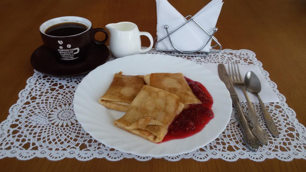 U Viktora Guest House Brest Eksteriør bilde