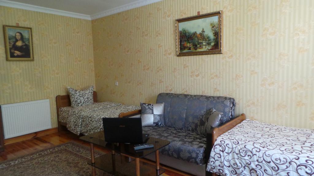 U Viktora Guest House Brest Eksteriør bilde